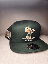 Mitchell & Ness Milwaukee Bucks Fitted Hat 7 3/4  Hardwood Classics Retro Bango