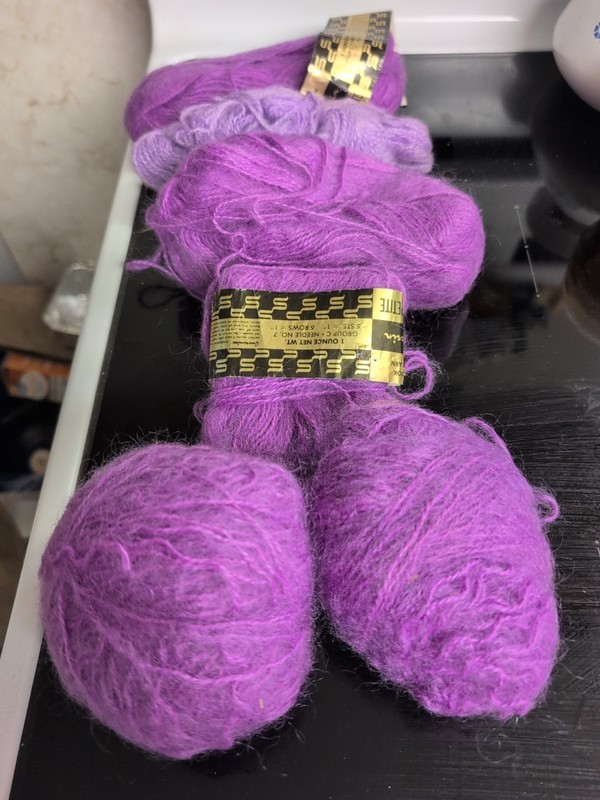 VTG SPINNERIN Frostlon Petit Yarn PINK  67% Mohair 33% Acrylic~ +5 Oz 