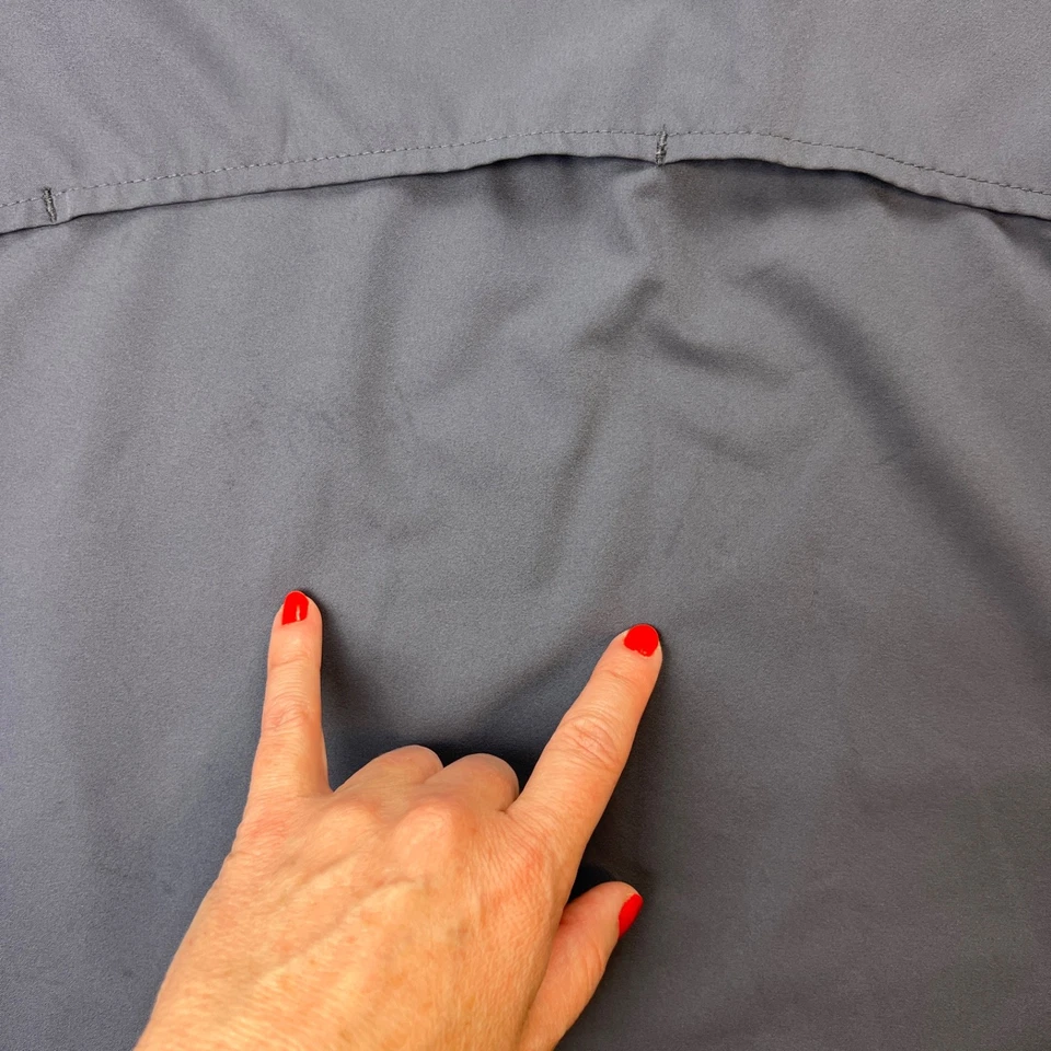 Carhartt Force Gray Scrub Set V Neck Wicking Fast Dry Jogger Women’s Small - Image 3 of 4