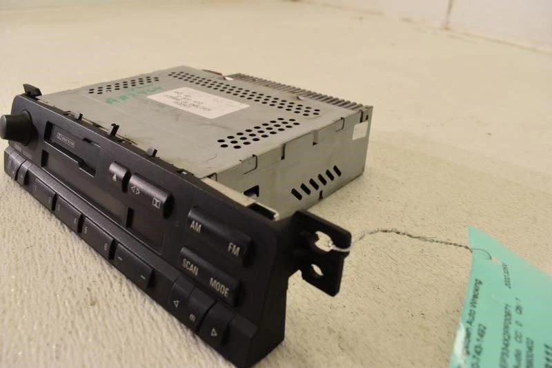 Audio Equipment Radio Convertible Am-fm-cassette Fits 01-06 BMW 325i 1378133 Foto 2 de 4