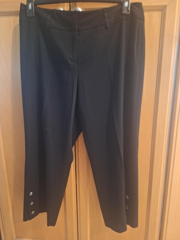 Womens Size 10 Pull on Stretch Black Pants with Brass buttons on Legs