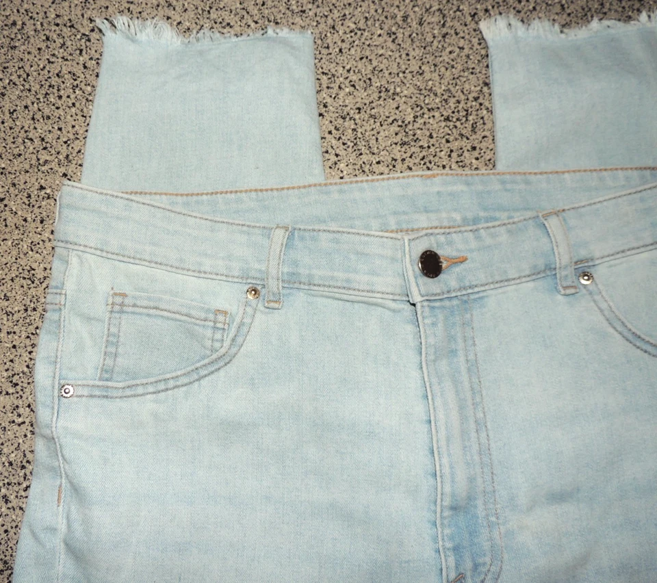 Damen Jeanshose Skinny Hellblau Fransen ca. Gr. 44 - Bild 2 von 4