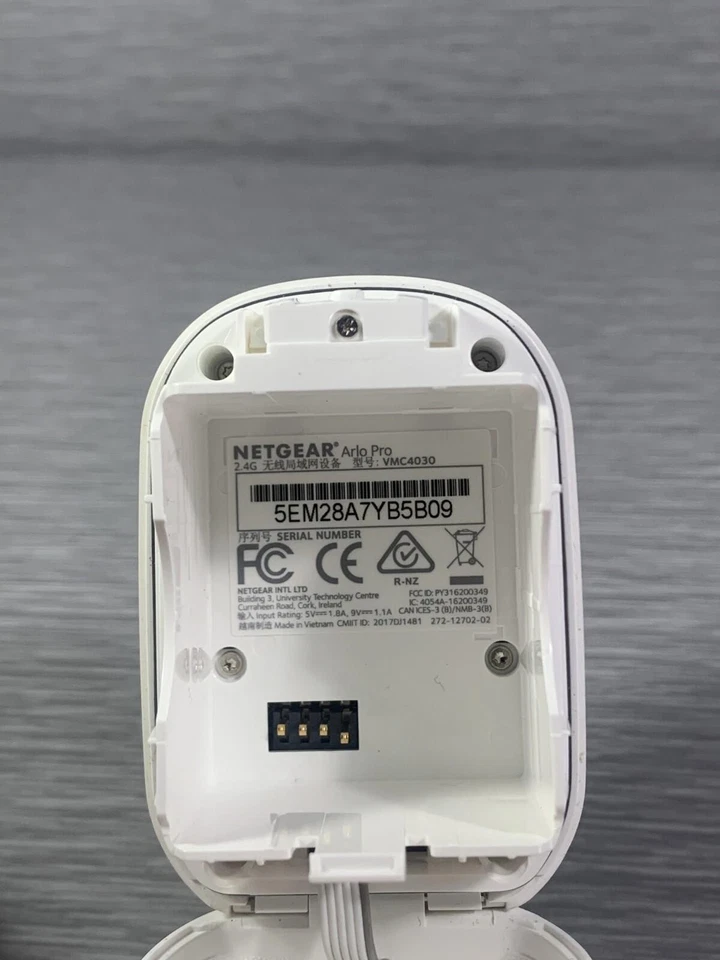 Netgear Arlo Pro VMC4030 Security Camera White Wireless 2-Way Talk (Parts Only) - Image 3 of 4