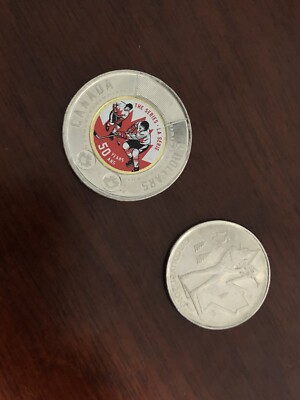 Canada 2022 Toonie $2 Summit Series Hockey & 25 Cents 2010
