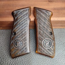 SET MANOPOLE CZ 75 75B NUOVE IMPUGNATURE LEGNO NOCE TURCO FATTE A MANO BELLE A SCACCHI