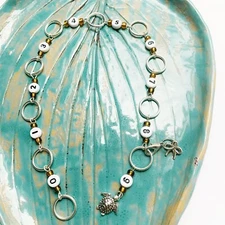 Turtle chain row counter for knitting