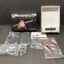 Trumpeter 1/3 M16 AR15/M16/M4 Family Gun Rifl...
