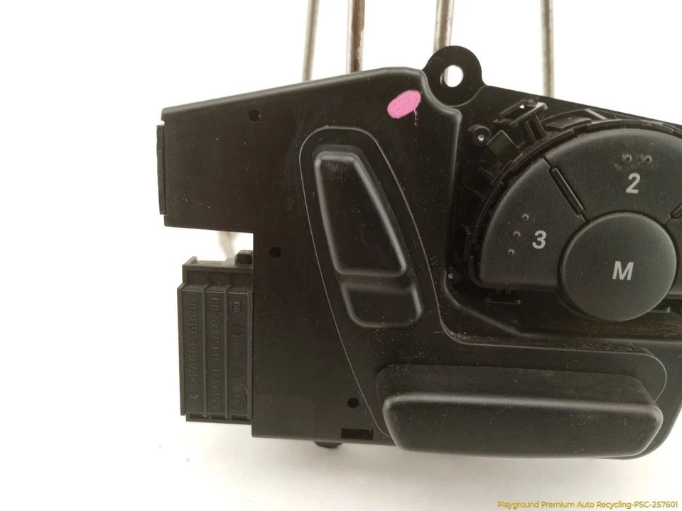 Mercedes SLK280 SLK350 R171 Passenger Right Seat Control Switch Fits 2005-2011 - Image 4 of 4