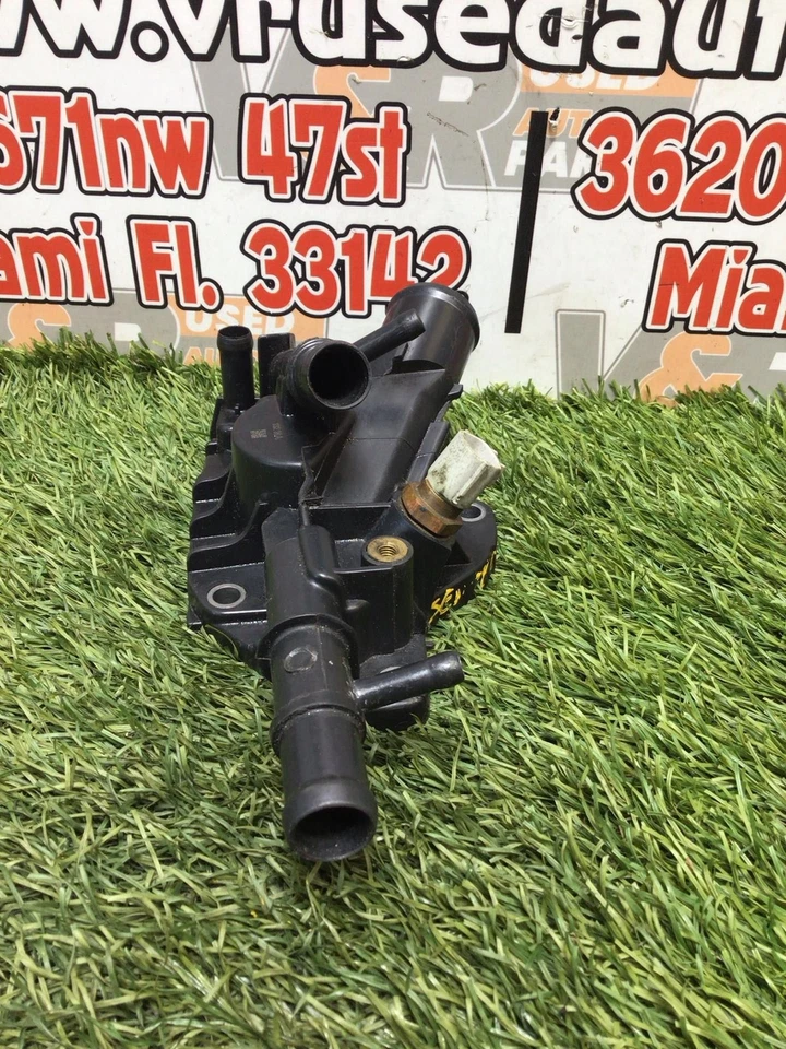 ✅ Carcasa de bomba de agua Nissan Sentra 2017 Pn:11060-3RC1A OEM Foto 2 de 4