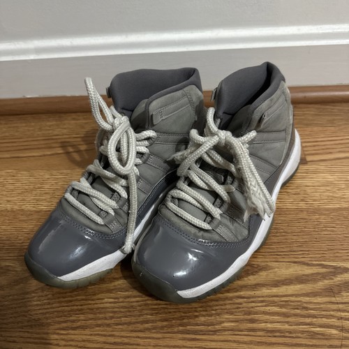 Jordan 11 Retro Cool Grey Youth Size 4