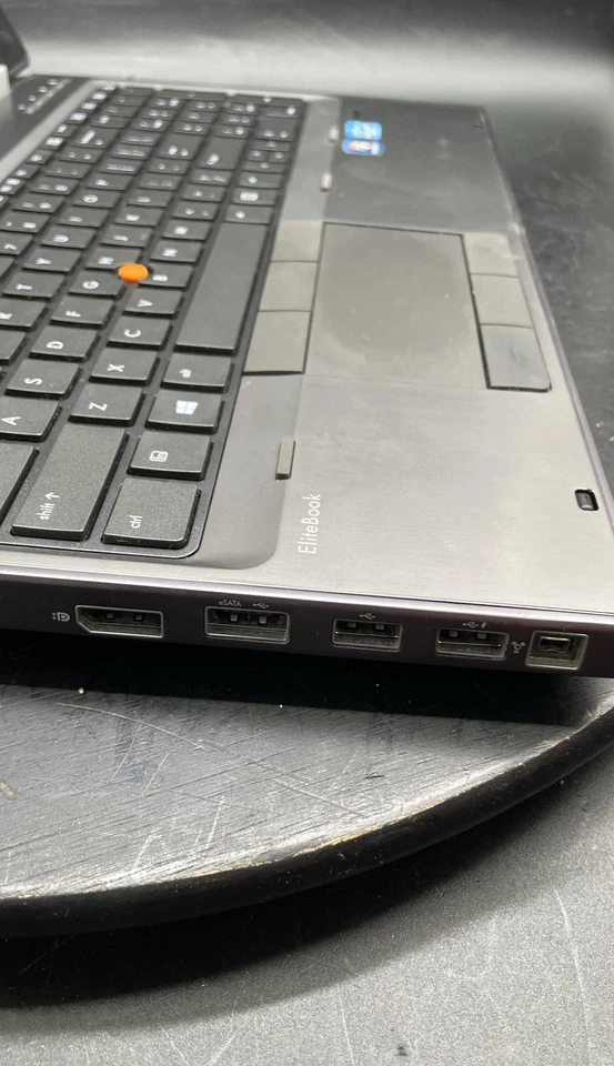 Portátil HP EliteBook 8570w procesador Intel Core i7 empresarial sin disco duro Foto 2 de 4