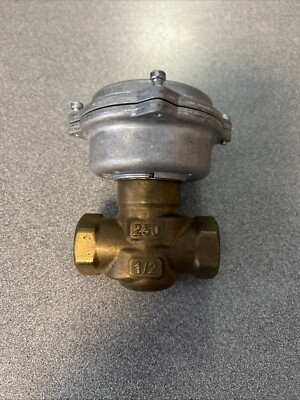 SIEMENS 257-02055 1/2 F x F 2-Way Normally Open Valve Assembly, 3-8 psi, 2.5 Cv