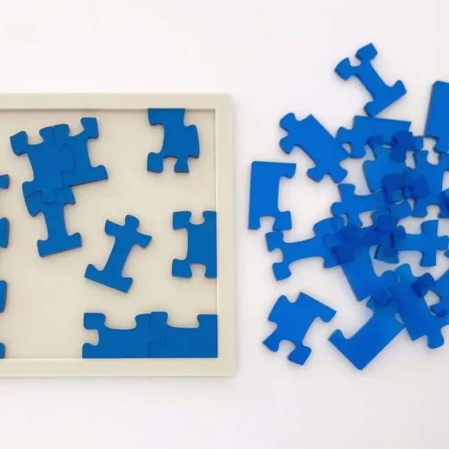 Jigsaw 28 Packing Puzzle by Yuu Asaka - Made in Japan