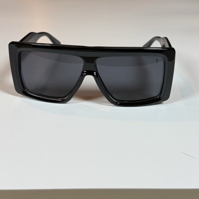 Simply Vera Vera Wang Sunglasses  Square Trendy Stylish Oversized Unisex