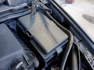 Fuse Box Engine Compartment Fits 17 PACIFICA 575803