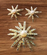 Vintage 60s Signed Emmons Starburst Faux Pearl AB Crystal Earrings & Brooch Set