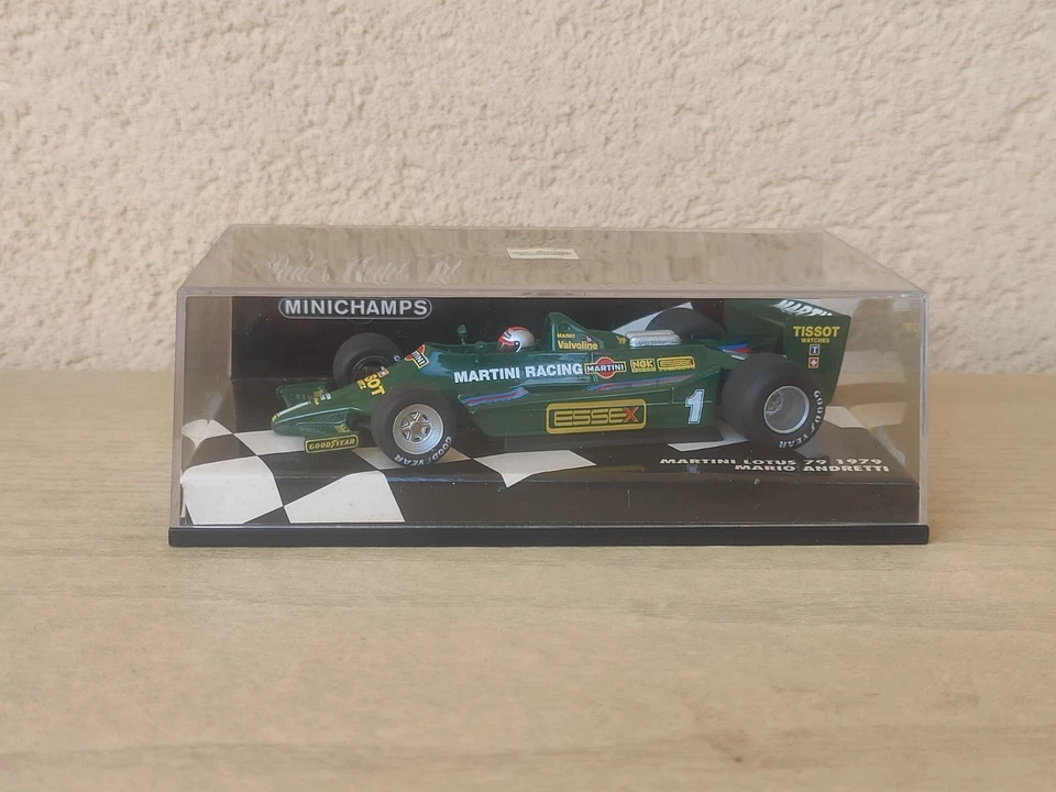 Martini Lotus 79 1979 Mario Andretti Modellino Formula 1 1/43 Minichamps - Immagine 2 di 4