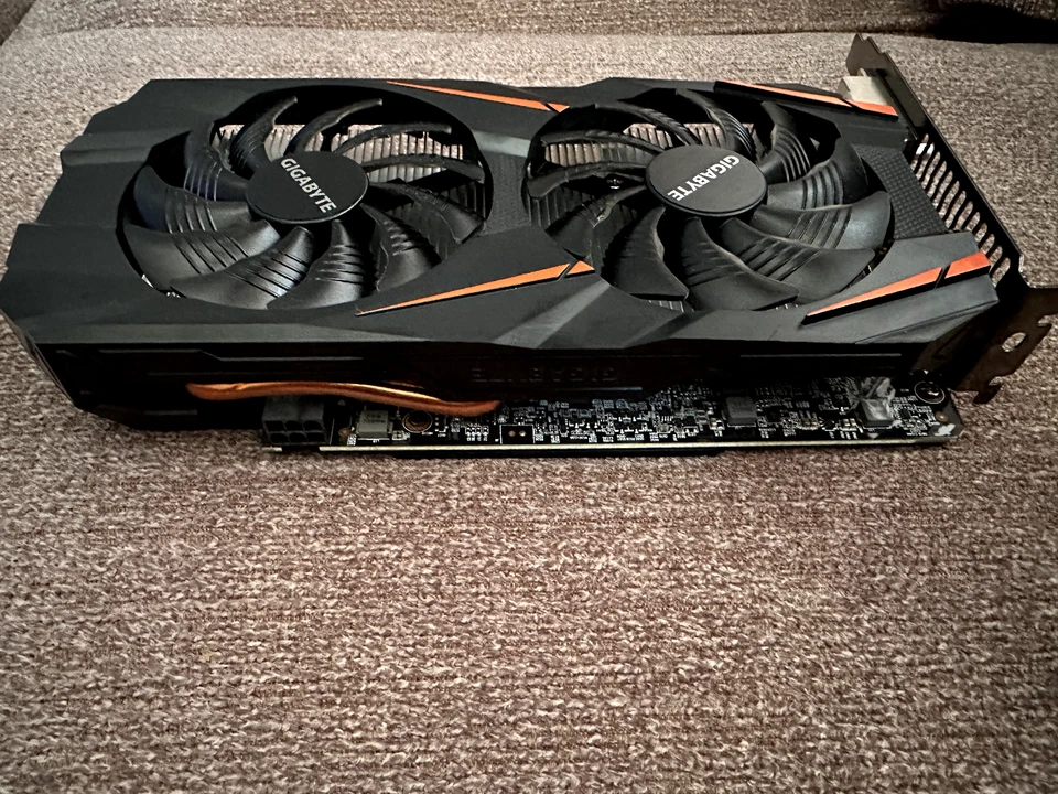 GIGABYTE GeForce GTX 1060 3GB GDDR5 Graphics Card (GVN1060WF2OC3GD) - Image 3 of 4