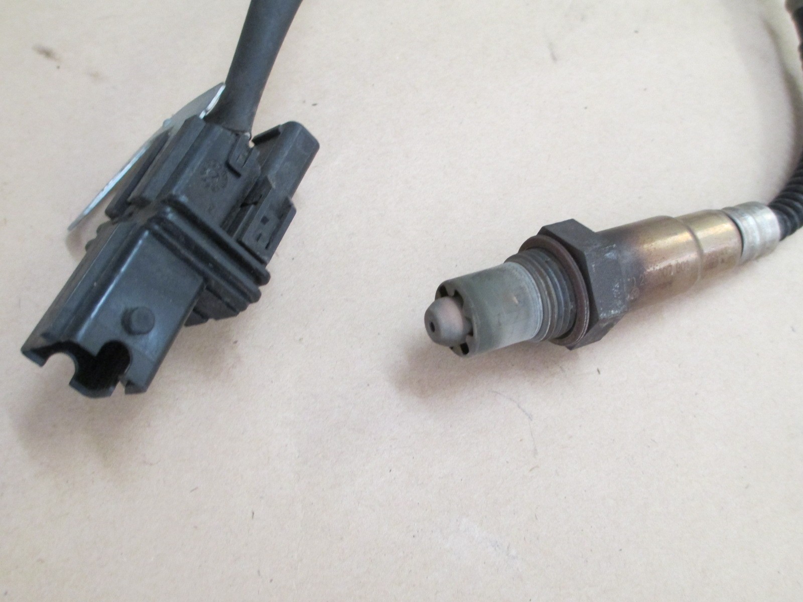 Ferrari 430,360,,612 - Front O2 / Lambda O2 Sensor/Feeler. # 182837