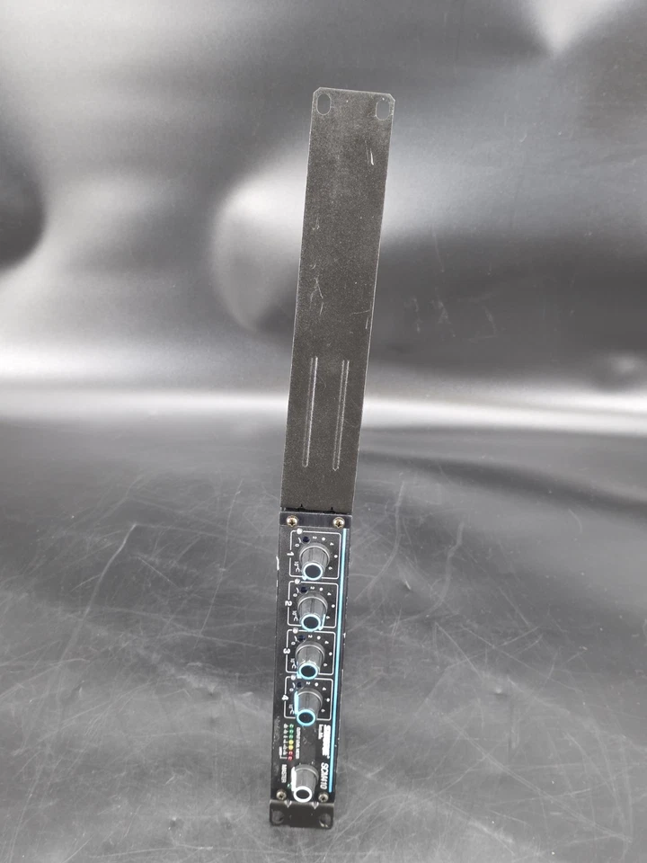 Shure SCM410 Automatic Microphone Mixer 4 Channel- UNIT ONLY - Image 4 of 4