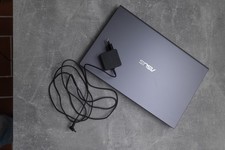 ASUS VivoBook 15 D509DA 15,6" FHD Laptop 8 GB RAM 256 GB SSD Sehr gut