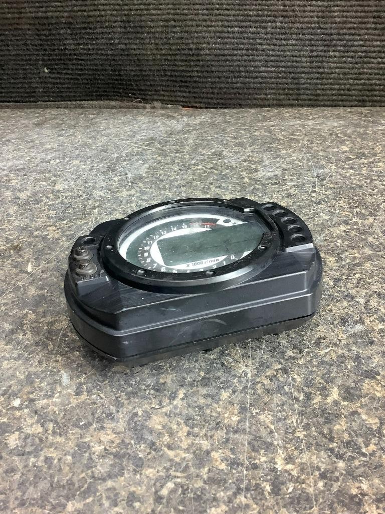 06ナビゲーター 2005 2006 Kawasaki ZX6R ZX636 Ninja OEM Gauge Cluster Speedo
