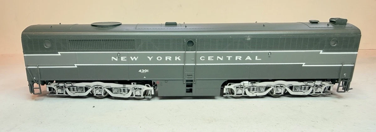 PROTO 2000 Plastic HO Diesel Locomotive Model Railroad Locomotives