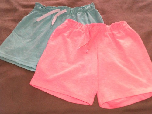 Girl's Lot of 2 Size 12 Trq. & Salmon Polyester Blend Shorts by SO