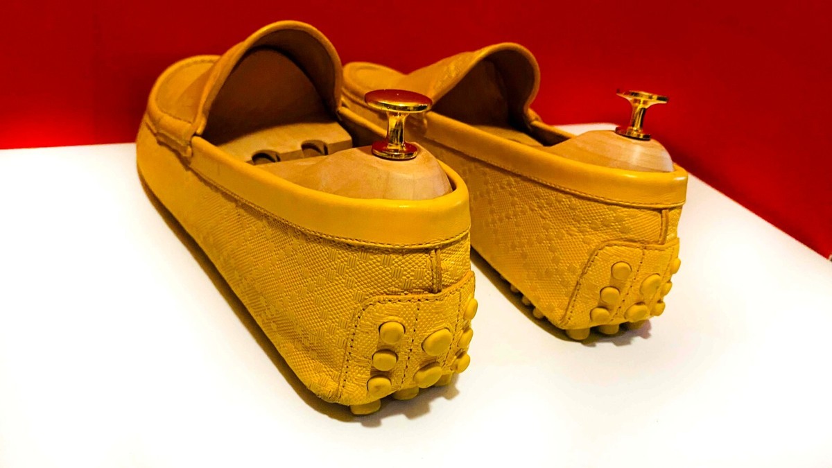 靴 Gucci Gold-Bid Leather Loafers 6 1/2B Gucci women shoes horsebit loafer red suede gold metal size