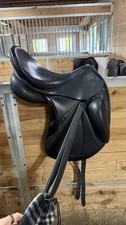 Stubben Centurion II Dressage Saddle 17 inch ...