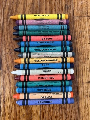 Vintage 1999 RoseArt Crayon Lot 16 Piece Includes MEGA Star & Retired DANDELION