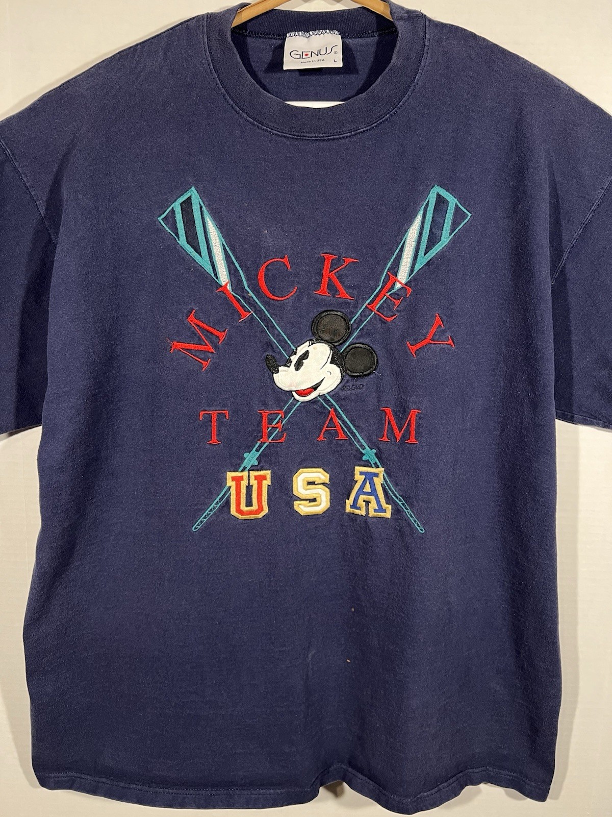 FILA T shirt girocollo vintage GENUS Topolino squadra di canottaggio USA blu navy taglia L made USA