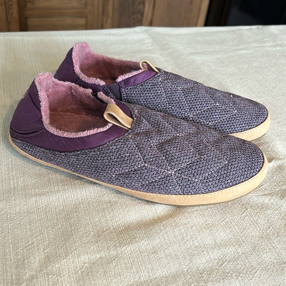 PANTOFOLA D’ORO Olukai Lania Kilohana ciabatte slip on scarpe in uva vino sabbia dorata taglia 8