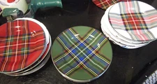 12 Pottery Barn Stewart Plaid Tartan appetizer plates Christmas New w box Taped