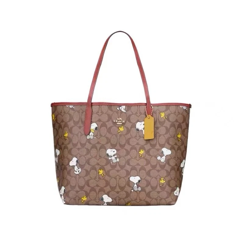 Coach Peanuts Snoopy Redwood Tote Bag Coach Peanuts Snoopy Redwood Tote Bag