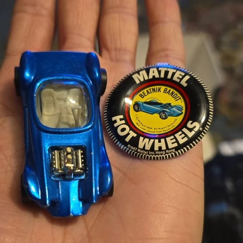 Rare 1968 Hot Wheels Redline Beatnik Bandit Blue Diecast Car w/ Button