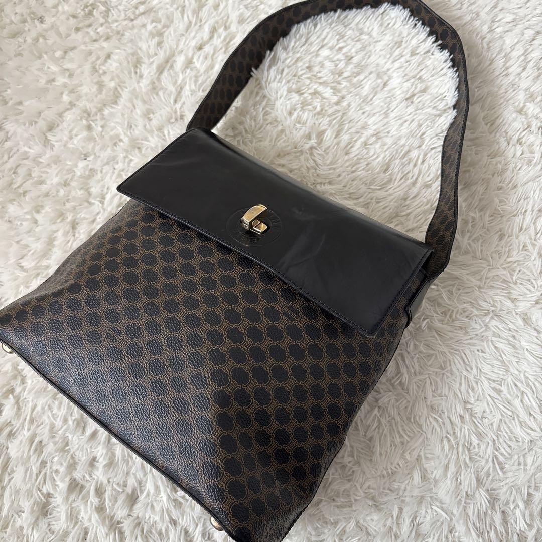 Vintage Celine Macadam Black Leather One-Shoulder Bag with Turnlock