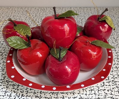 80er Vintage Retro Kitsch glänzend rot Apfel Kugeln Weihnachten Christbaumschmuck