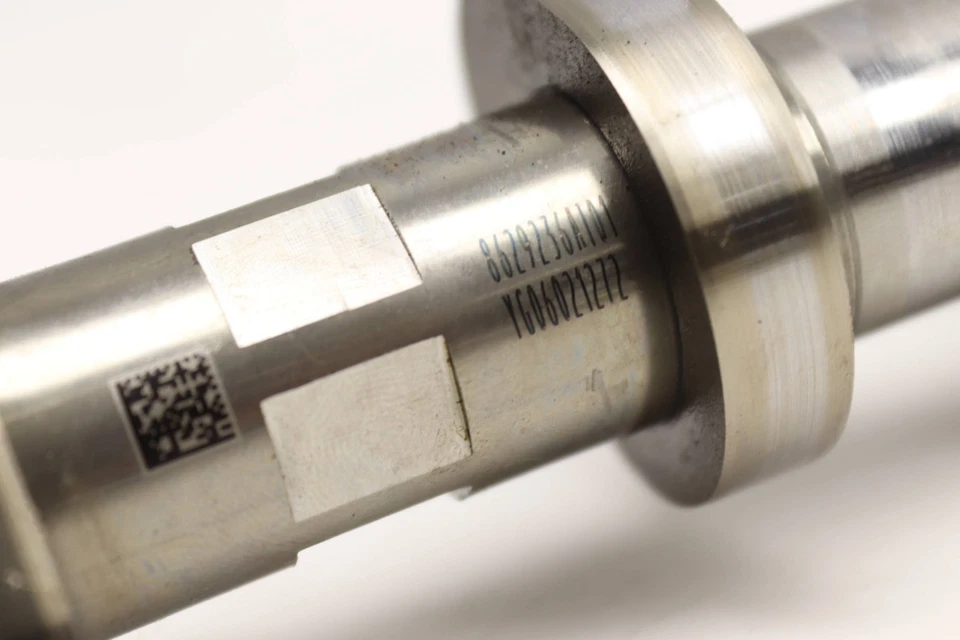 2020-2023 BMW 530I - Exhaust CAM / Camshaft 8629236 - Image 2 of 4