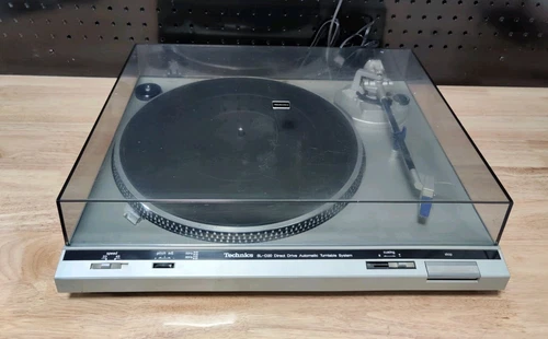 Technics SL-D20 Direct Drive Automatic Turntable
