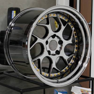18 Inch Aodhan DS01 5x114.3 Black Vacuum Chrome 18x9.5 +30 Wheels 