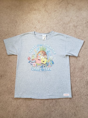 2015 Universal Studios Kids Size Medium SpongeBob SquarePants Party Gray T-Shirt - Picture 2 of 6