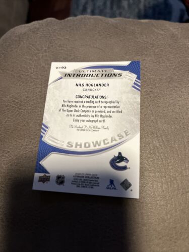 2020-21 Ultimate Collection Introductions Gold /35 Nils Hoglander Rookie Auto RC - Picture 2 of 2