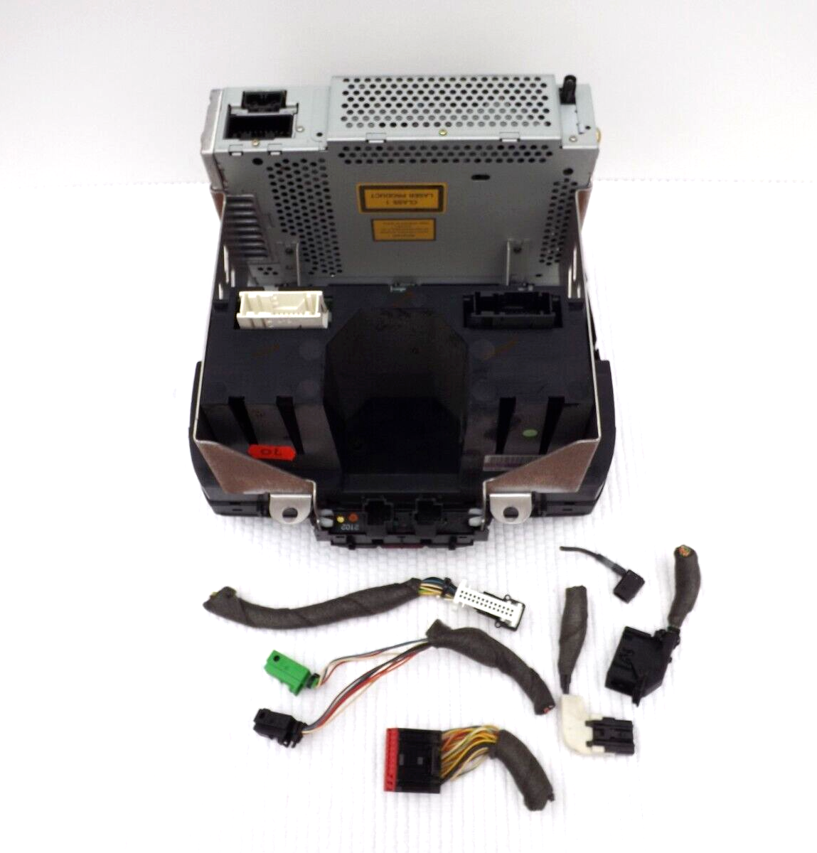2002-2003 Jaguar X-Type radio CD telephone A-C heater control w