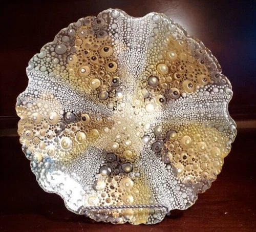 Lovely Artistic Accents Gold and White Bubble Scalloped Edge Decorative Bowl 13"