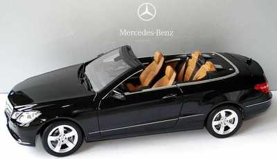 ヨ*シ様 Norev Mercedes-Benz E klasse coupe NOREV 2010 MERCEDES E CLASS COUPE CABRIO BLACK (DEALER) 1:18 Brand