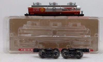 Menards 279-3974 O Gauge Santa Fe Tank Car # 6864/Box