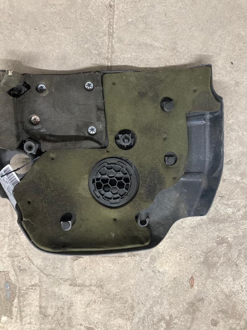 2011-2015 Jeep Grand Cherokee 3.6L Engine Cover Used