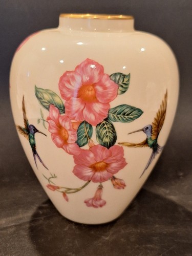 BEAUTIFUL GOLD CLUB LENOX VASE ~ HUMMINGBIRDS & FLOWERS ~ gold trim ~ 6 1/2" - Picture 9 of 11