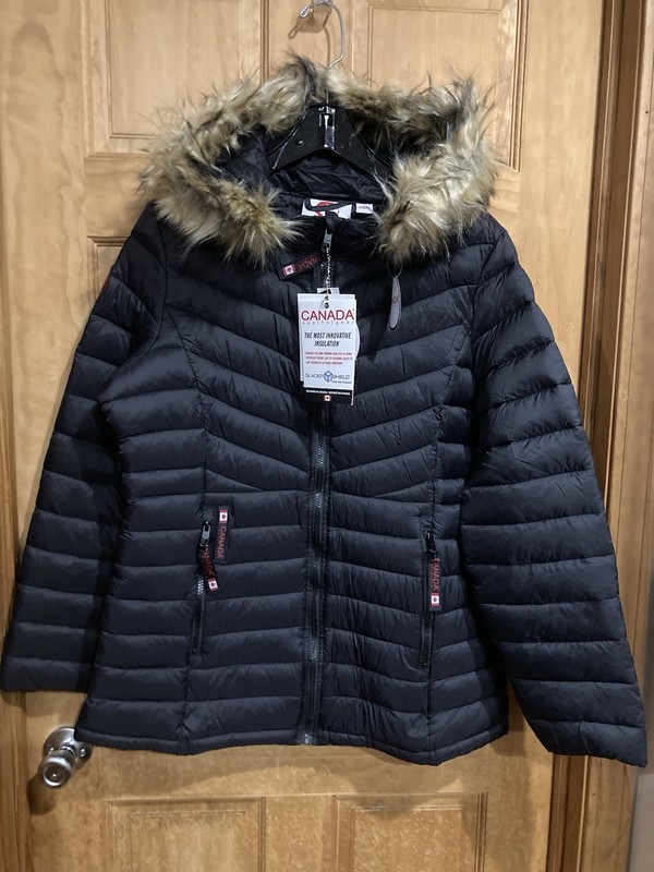 New Canada Weathergear Women's Hooded  Coat Large